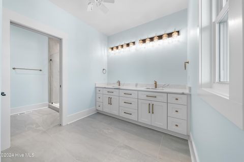Single Family Residence in Carolina Beach NC 1405 Pinfish Lane 44.jpg