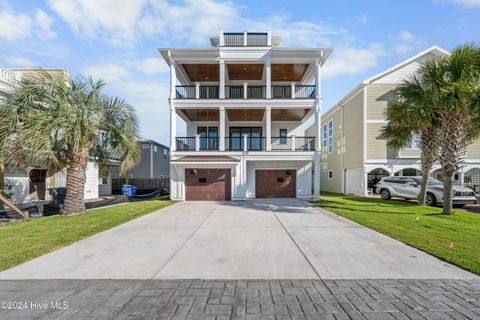 Single Family Residence in Carolina Beach NC 1405 Pinfish Lane 3.jpg