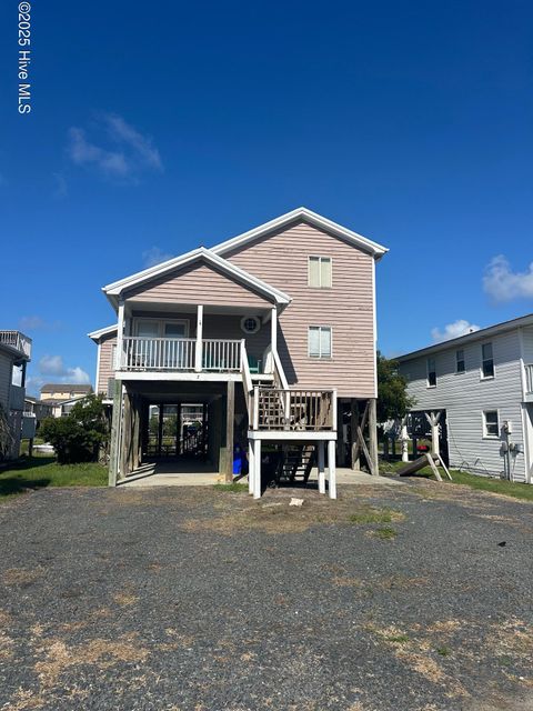 Single Family Residence in Ocean Isle Beach NC 7 Wilmington Street.jpg