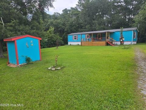 Manufactured Home in Hampstead NC 131 Holiday Extension.jpg