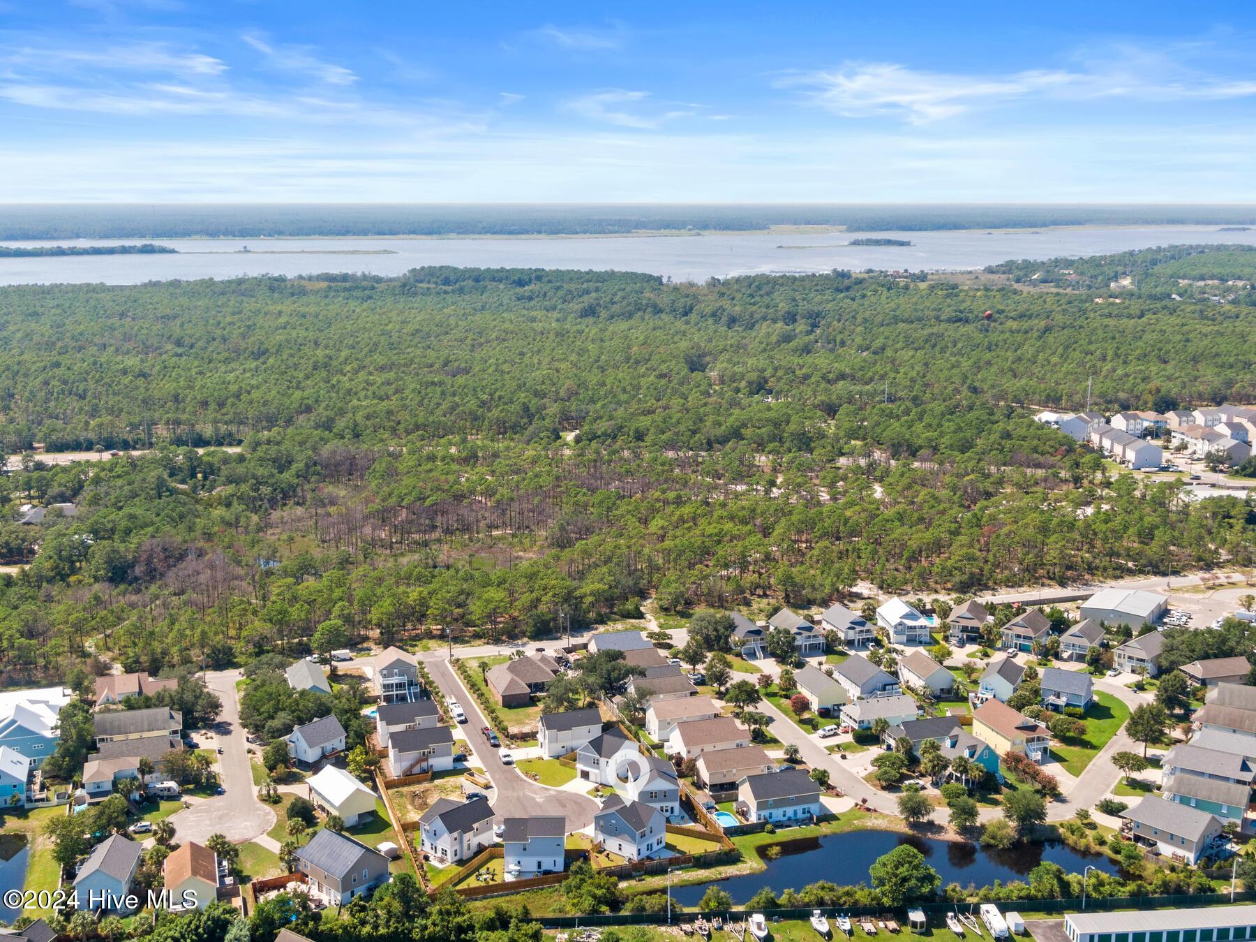 Single Family Residence in Carolina Beach NC 113 Hidden Cove Place 38.jpg