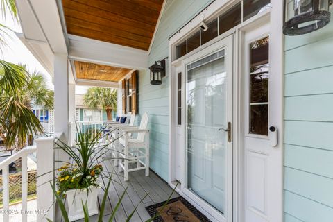 Single Family Residence in Carolina Beach NC 209 Georgia Avenue 9.jpg