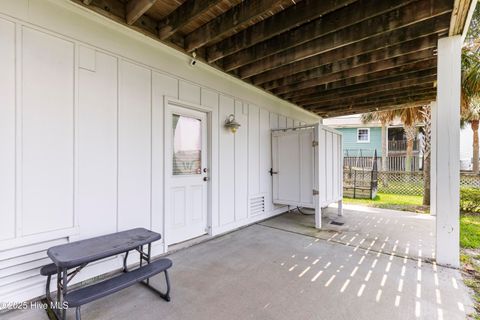 Single Family Residence in Carolina Beach NC 209 Georgia Avenue 63.jpg