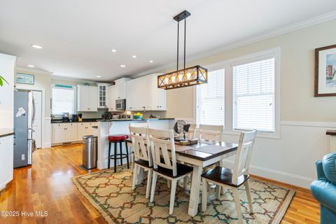 Single Family Residence in Carolina Beach NC 209 Georgia Avenue 18.jpg