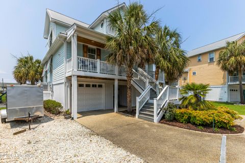 Single Family Residence in Carolina Beach NC 209 Georgia Avenue 2.jpg