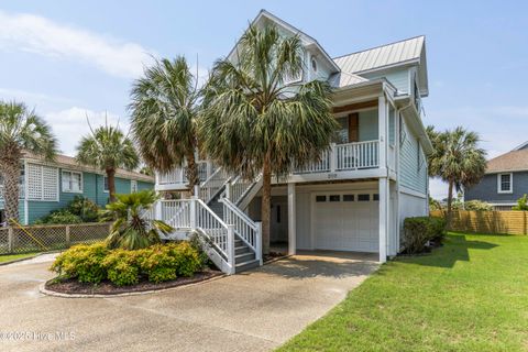 Single Family Residence in Carolina Beach NC 209 Georgia Avenue 3.jpg