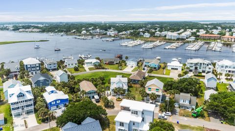 Single Family Residence in Carolina Beach NC 209 Georgia Avenue 80.jpg