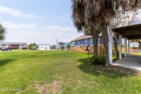 Single Family Residence in Carolina Beach NC 209 Georgia Avenue 67.jpg