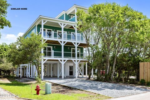 Single Family Residence in Surf City NC 1202 N Topsail Drive.jpg