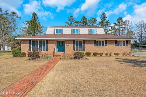 Single Family Residence in Chadbourn NC 320 Pinecrest Drive.jpg