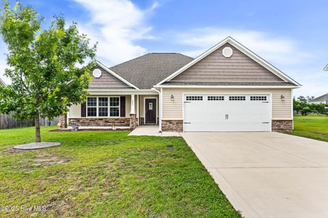 Single Family Residence in Richlands NC 207 Long Neck Drive.jpg
