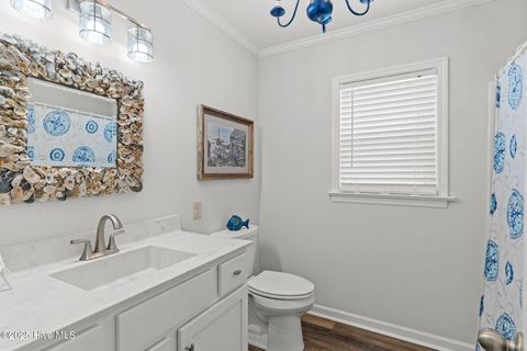 Single Family Residence in Holden Beach NC 1081 Ocean Boulevard 31.jpg