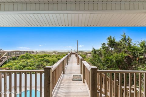 Single Family Residence in Holden Beach NC 1081 Ocean Boulevard 37.jpg