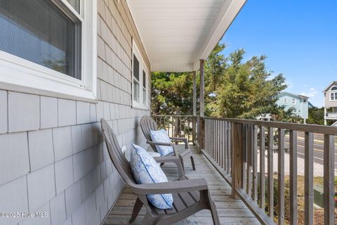 Single Family Residence in Holden Beach NC 1081 Ocean Boulevard 45.jpg