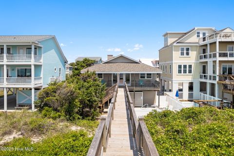 Single Family Residence in Holden Beach NC 1081 Ocean Boulevard 8.jpg