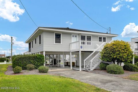Single Family Residence in Topsail Beach NC 1040 Ocean Boulevard.jpg