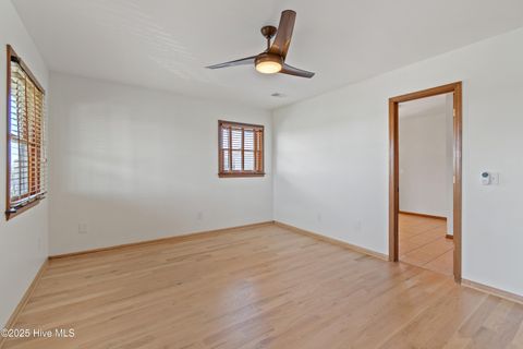 Single Family Residence in Holden Beach NC 118 Lions Paw Street 50.jpg