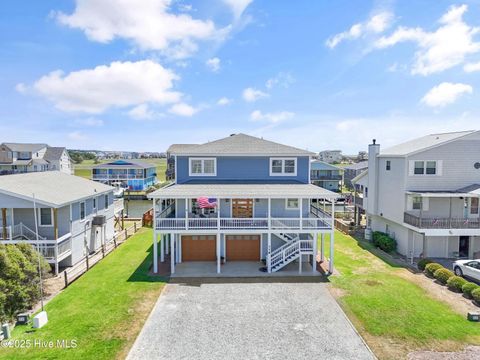 Single Family Residence in Holden Beach NC 118 Lions Paw Street 1.jpg