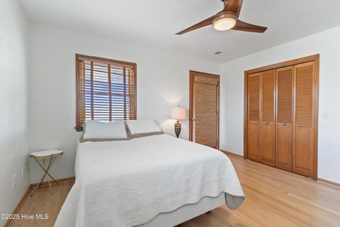 Single Family Residence in Holden Beach NC 118 Lions Paw Street 42.jpg