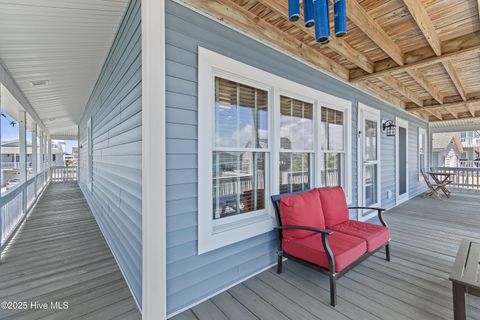 Single Family Residence in Holden Beach NC 118 Lions Paw Street 35.jpg