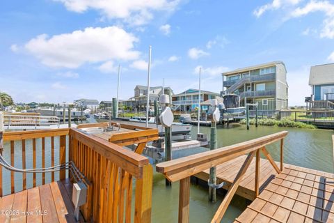 Single Family Residence in Holden Beach NC 118 Lions Paw Street 11.jpg