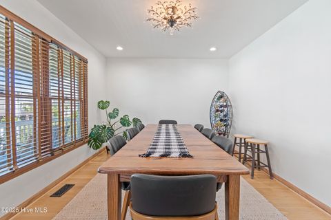 Single Family Residence in Holden Beach NC 118 Lions Paw Street 30.jpg