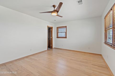Single Family Residence in Holden Beach NC 118 Lions Paw Street 47.jpg