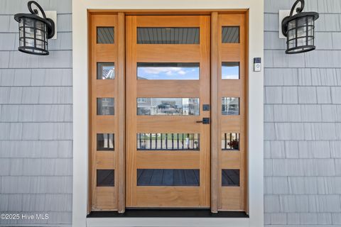 Single Family Residence in Holden Beach NC 118 Lions Paw Street 14.jpg
