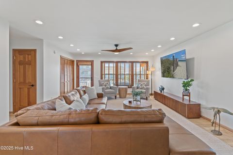 Single Family Residence in Holden Beach NC 118 Lions Paw Street 26.jpg