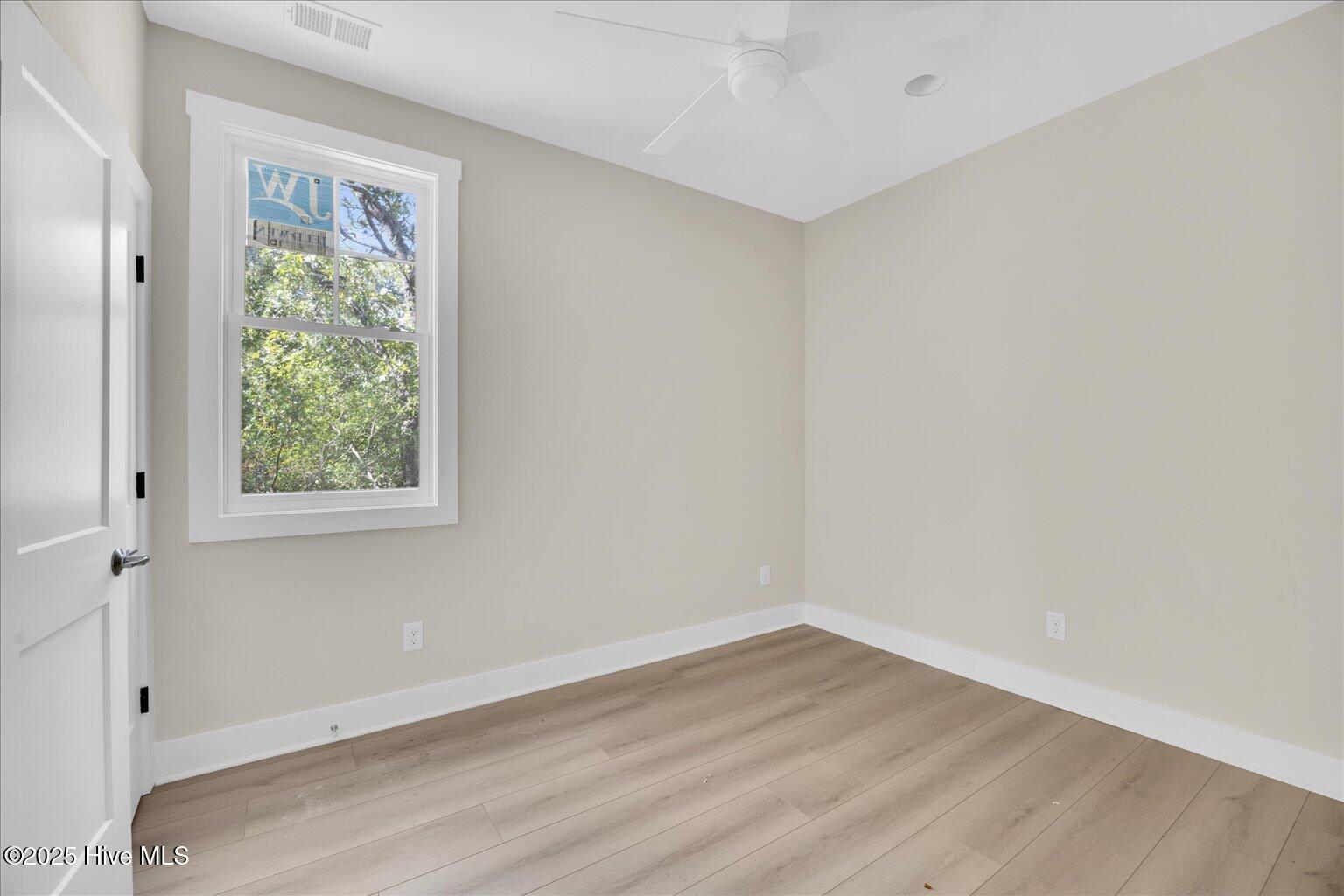 Townhouse in Carolina Beach NC 820 Kenneth Avenue #1 9.jpg