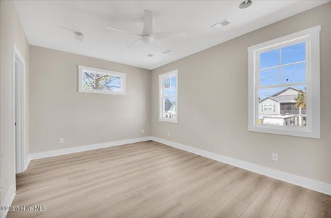 Townhouse in Carolina Beach NC 820 Kenneth Avenue #1 12.jpg
