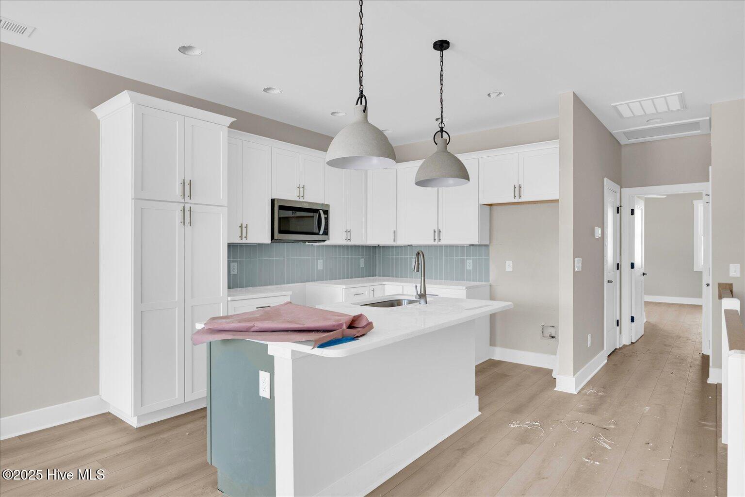 Townhouse in Carolina Beach NC 820 Kenneth Avenue #1 2.jpg