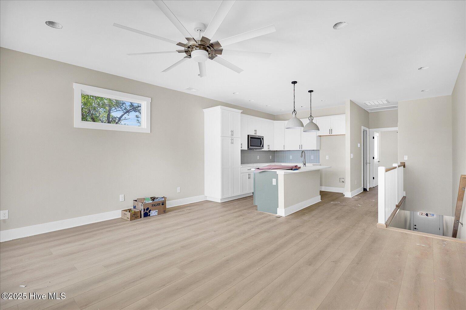 Townhouse in Carolina Beach NC 820 Kenneth Avenue #1 8.jpg