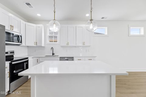Townhouse in Carolina Beach NC 1518 Pinfish Lane #1 27.jpg