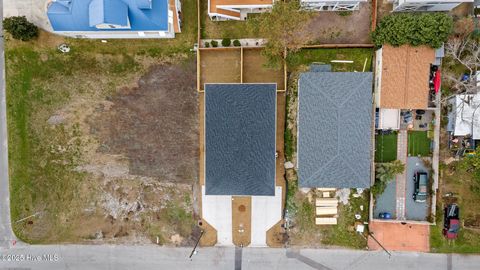 Townhouse in Carolina Beach NC 1518 Pinfish Lane #1 46.jpg
