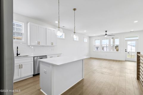 Townhouse in Carolina Beach NC 1518 Pinfish Lane #1 28.jpg