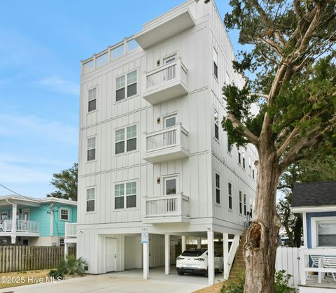 Condominium in Carolina Beach NC 207 Florence Avenue #2.jpg
