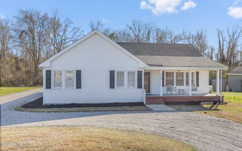 Single Family Residence in Currituck NC 3169 Caratoke Highway.jpg