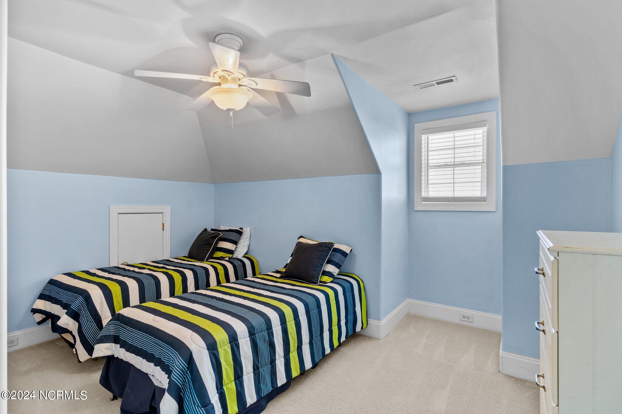 Condominium in Carolina Beach NC 1507 Mackerel Lane #Unit 1 40.jpg