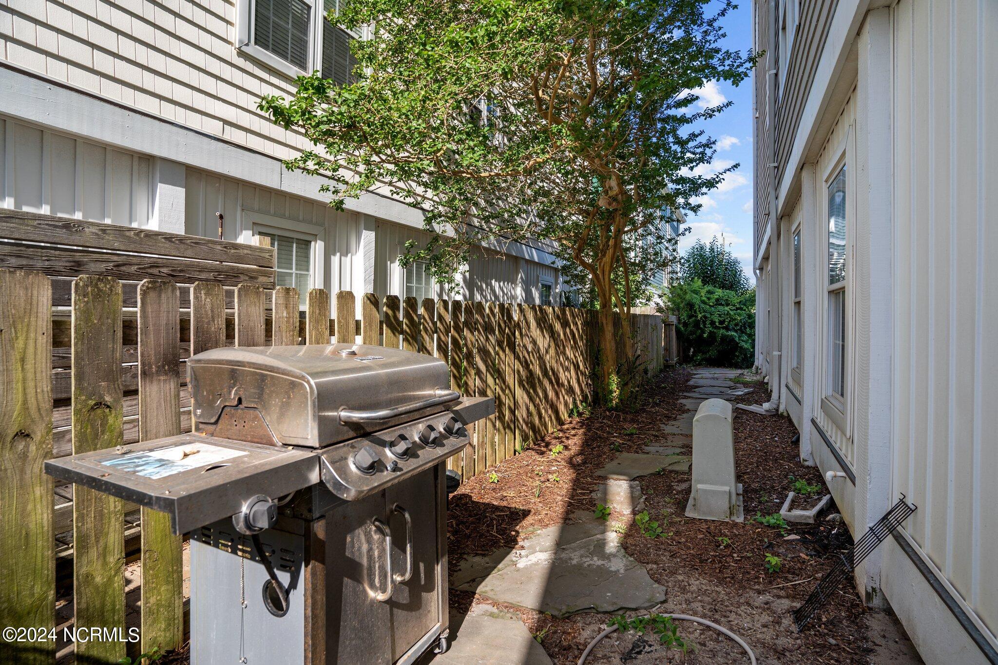 Condominium in Carolina Beach NC 1507 Mackerel Lane #Unit 1 3.jpg