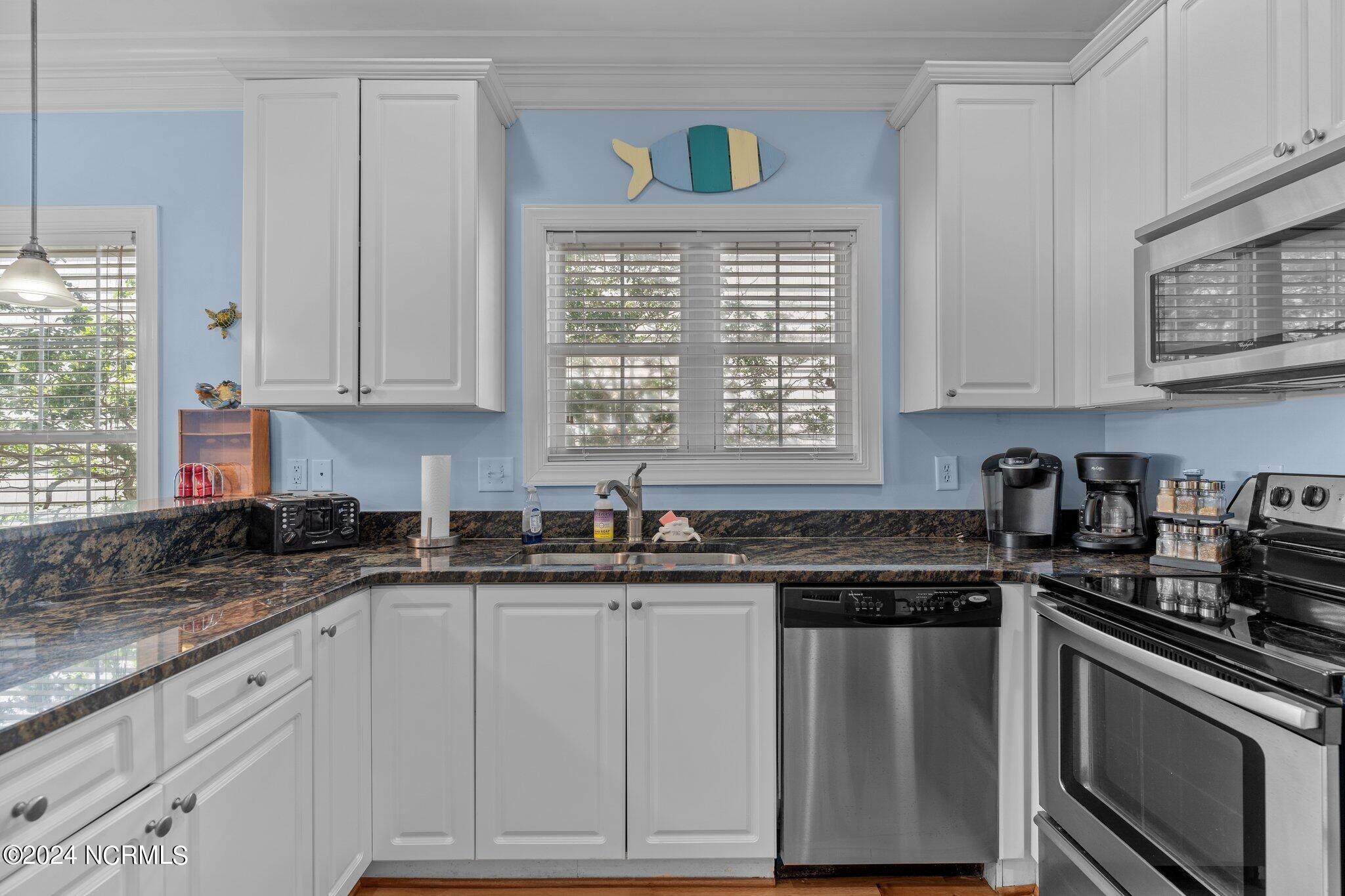 Condominium in Carolina Beach NC 1507 Mackerel Lane #Unit 1 13.jpg