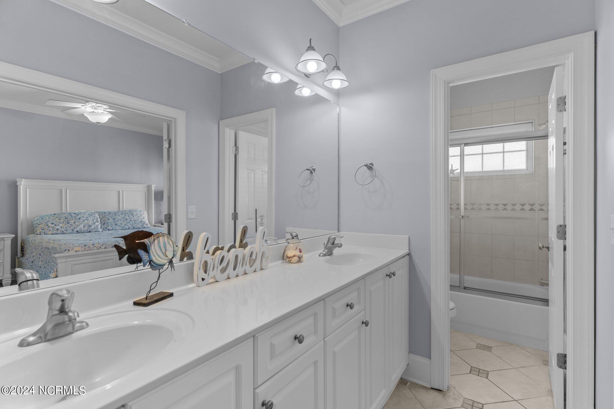 Condominium in Carolina Beach NC 1507 Mackerel Lane #Unit 1 32.jpg