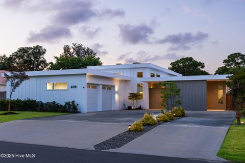 Single Family Residence in Carolina Beach NC 608 Raleigh Avenue.jpg