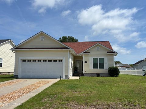 Single Family Residence in Southport NC 5009 N Hampton Drive.jpg
