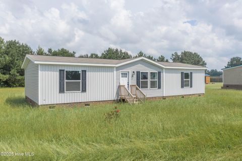 Manufactured Home in Chadbourn NC 205 Emily Drive.jpg