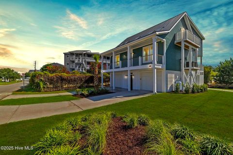 Single Family Residence in Carolina Beach NC 300 Georgia Avenue.jpg