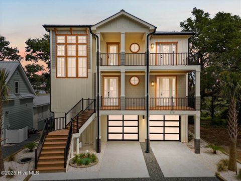 Single Family Residence in Ocean Isle Beach NC 1711 Hemingway Drive.jpg
