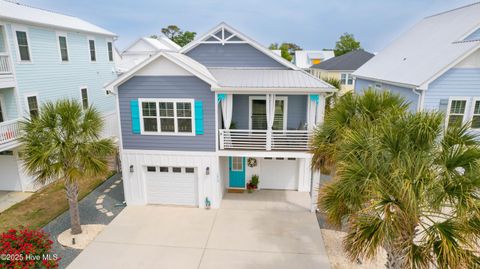Single Family Residence in Carolina Beach NC 1413 Spot Lane.jpg