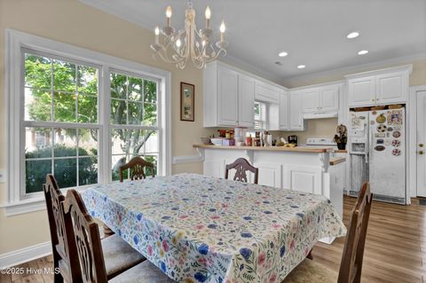 Single Family Residence in Carolina Beach NC 402 Bay Court 12.jpg