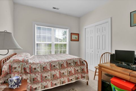 Single Family Residence in Carolina Beach NC 402 Bay Court 18.jpg